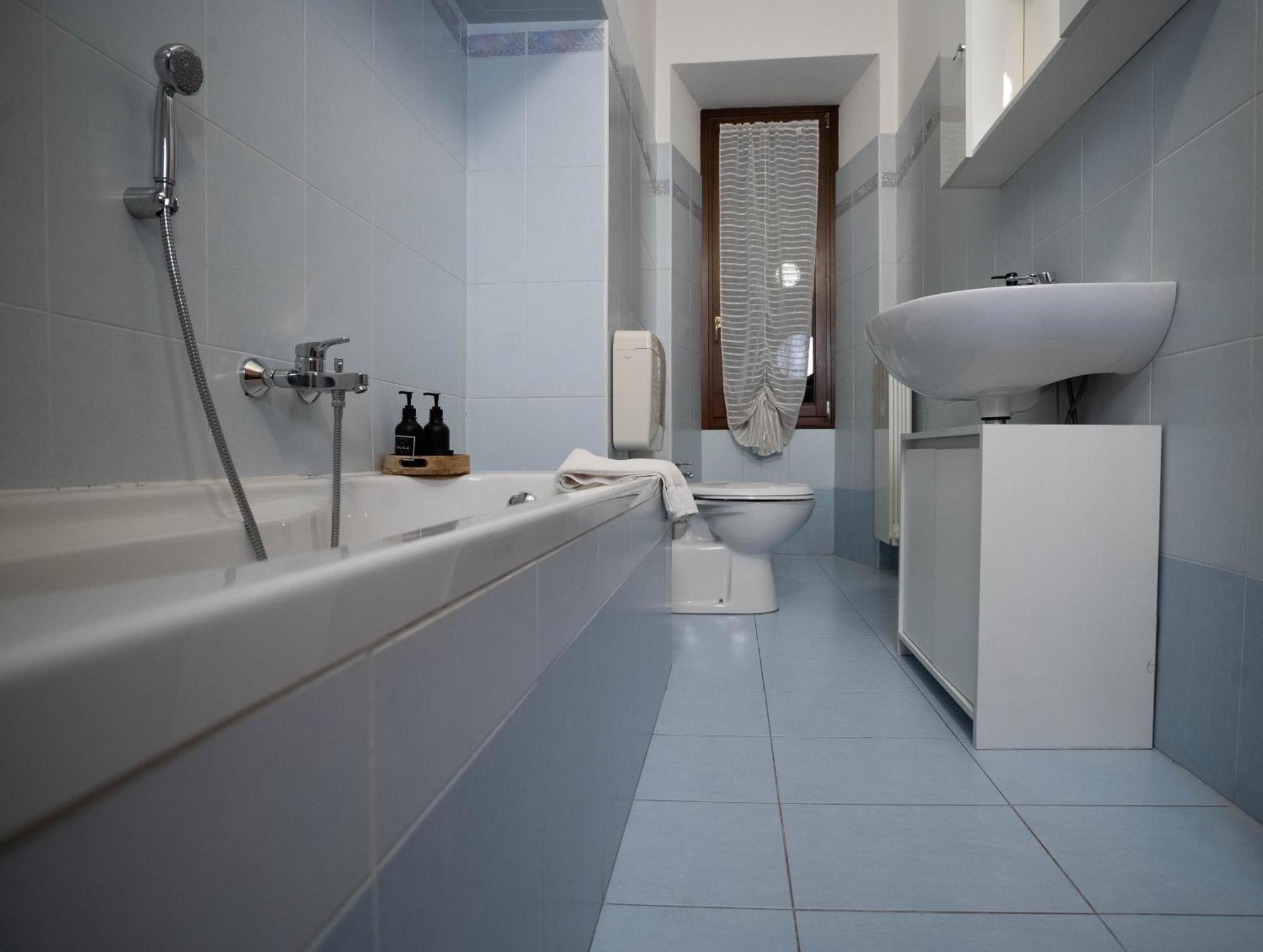 Ambra Apartman Tirano Kültér fotó