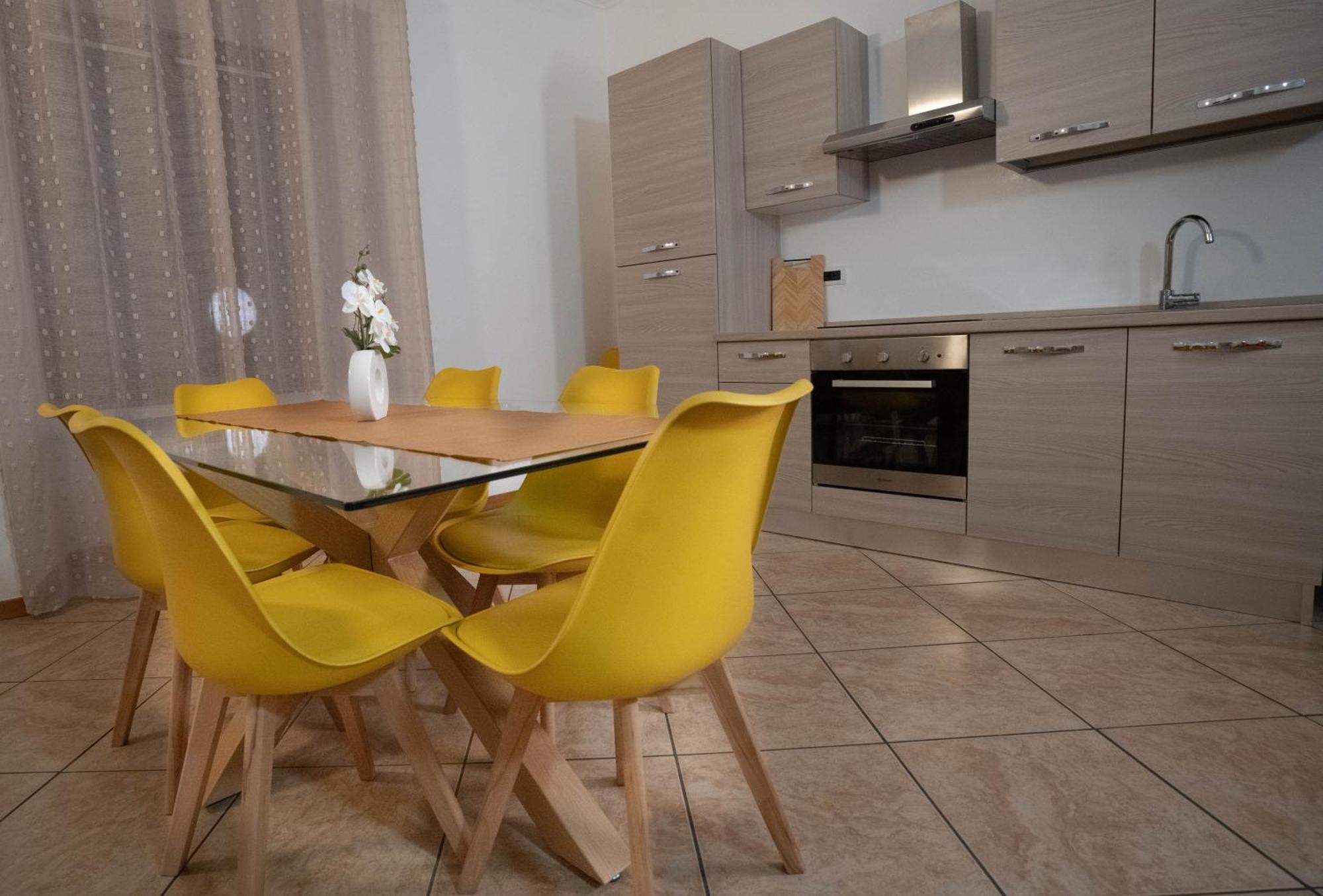 Ambra Apartman Tirano Kültér fotó